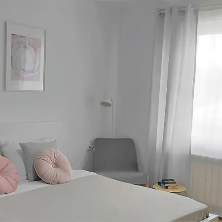 Apartment Domowa- Restauracja I Wielen Zaobrzanski